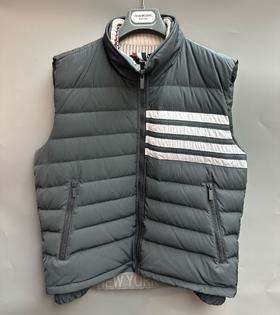 中性款立领羽绒背心hu022