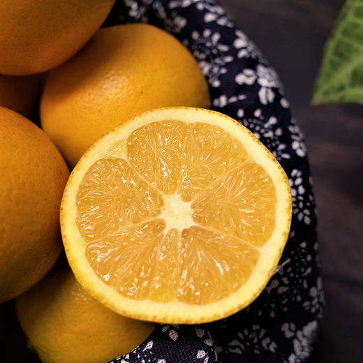 【赣南脐橙】江西赣州市特产--中国脐橙之乡，自然成熟，细嫩爽口多汁 商品图1