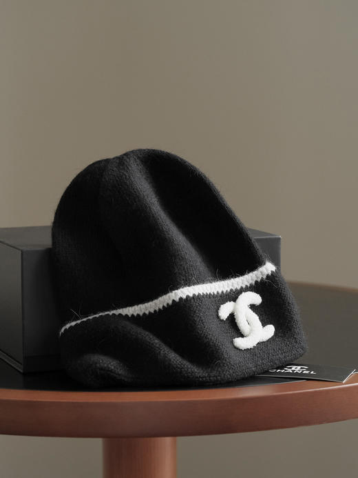 YT04-香奈儿 针织冷帽 黑+白的“高级感密码”（COCO） 商品图11