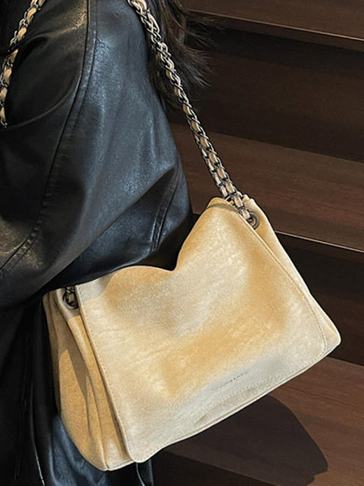 【复古通勤洋气包包】女士新款大容量链条包 夏季时尚托特包高颜值单肩包  商品图4