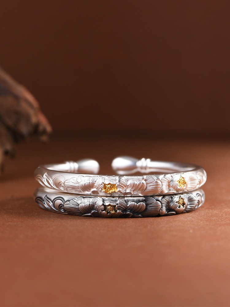 i22VifOtztSBuvrAbgyUeTLidBPhc8FEVkHb