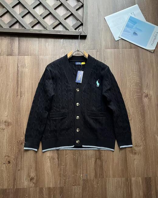 秋季拉夫劳伦RL胸前经典战马logo刺绣绞花纹麻花纽绳圆领长袖排扣针织毛衣开衫外套 新款 商品图3