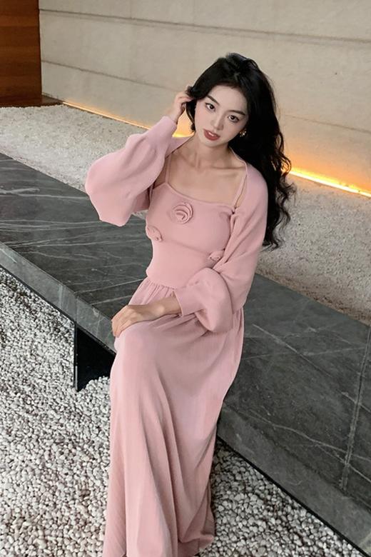 L.Fleuri 粉色立体花朵吊带披肩半裙针织套装 21437 商品图5