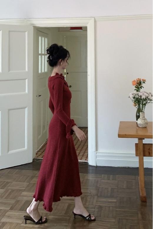 SIA SAYLOR 花朵气质显瘦甜美喇叭袖修身连衣裙 21448 商品图5