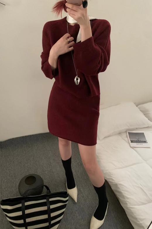 LNNNS 酒红色圆领针织上衣半裙套装 21454 商品图0
