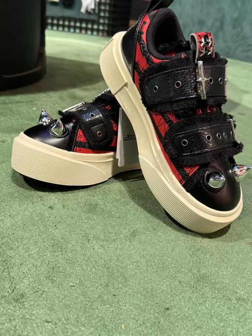 ATSV|安踏SV系列EMPTY小恶魔联名新款厚底防滑耐磨女122548006VS 商品图1