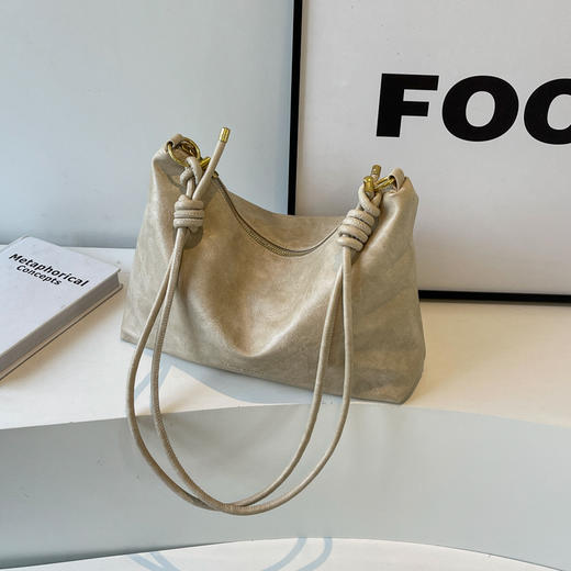 【YW】无忧购高级感大容量包包单肩腋下包时尚斜挎托特包ZL1281（截单后5-7天发货） 商品图9