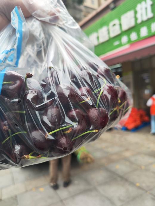 【团购特惠】桑提娜santina车厘子 ！果面干净！ 硬度好，新货浓甜微酸！收货后请放冷藏小段时间再食用，吃多少拿多少，坏果超过10颗以上包售后，轻微裂口，不予售后；介意慎拍~ 商品图7