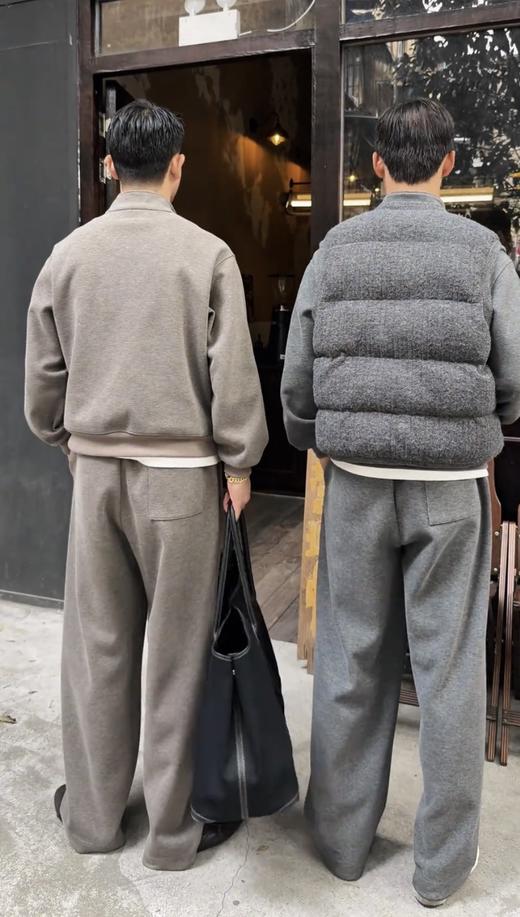 【富春山居套装】2025男士冬季简约时尚休闲老钱风半拉链设计款男士立领假两件卫衣长裤套装 商品图3