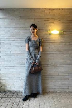 ANSUABEL 灰色时髦款袖套针织上衣半裙套装 21422