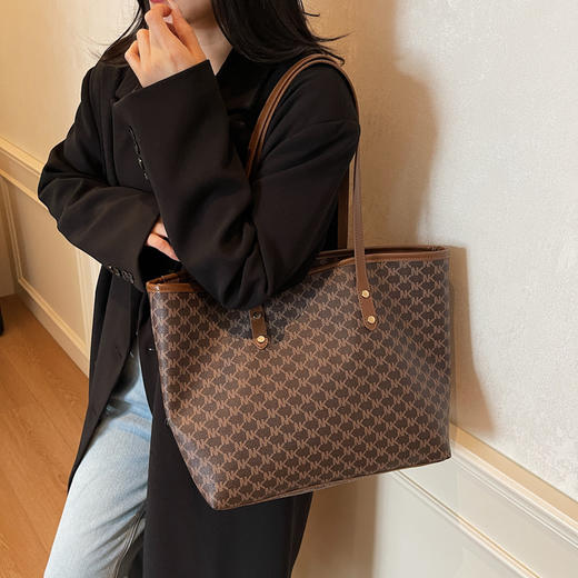 【YW】无忧购复古包包女大容量休闲单肩托特包通勤手提包（截单后5-7天发货） 商品图6