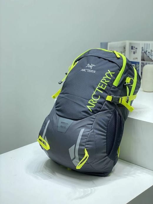 户外男女旅行背包登山包大容量双肩背包 商品图2