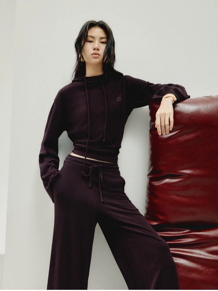 MO&CO 双面德绒卫衣