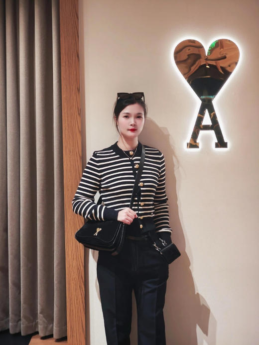 【秒杀价已调 直接拍】开放日最后2天的大爆款 AMI 女士 设计师款 羊毛混纺 条纹开衫毛衣 商品图2