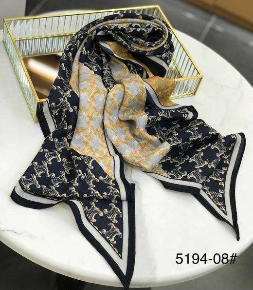 优品堂『花影摇曳3』三角双面长巾 商品图10