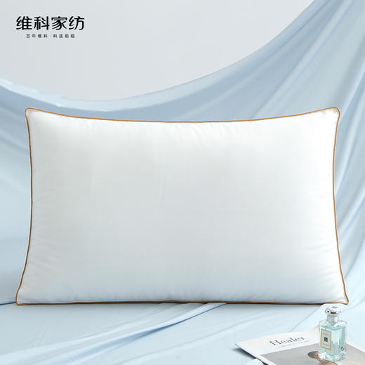 【维科家纺】  云逸立体纤维枕/只 商品图0