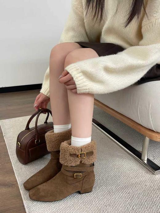 【门店同款】ENJOY冬季翻边毛扣 167947634 商品图0