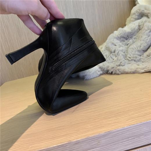 YLY&8116 长靴女2023新款尖头细跟性感秋冬新款骑士靴女显瘦白色不过膝长靴 商品图1