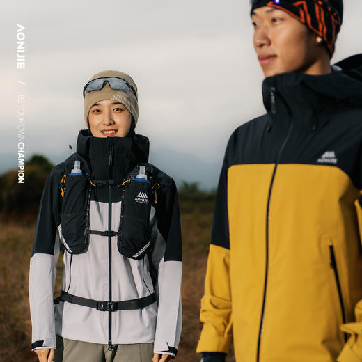 奥尼捷户外硬壳冲锋衣男女防风防水专业耐磨登山徒步运动夹克外套 商品图0