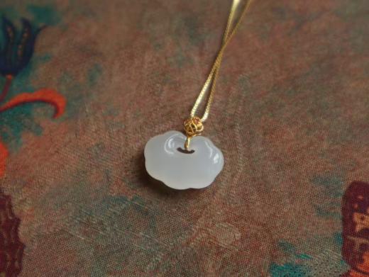 【孤品】18K金镶嵌 羊脂玉如意吊坠 （下单送同款素链） JD 商品图2