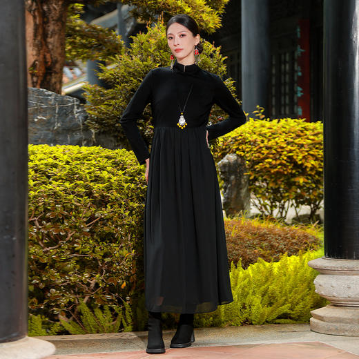 【杨老师同款新品】玄英盘扣连衣裙 | 秋冬时髦百搭民族风 | 现货加急发 商品图2