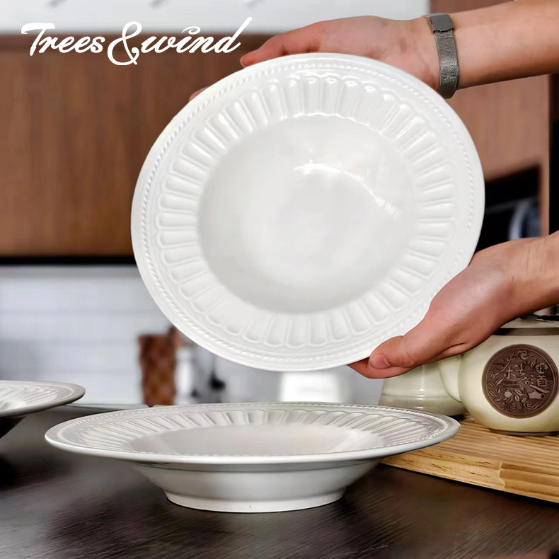 Trees&wind 精美浮雕螺纹釉下彩白磁盘高脚白瓷碗精致餐具