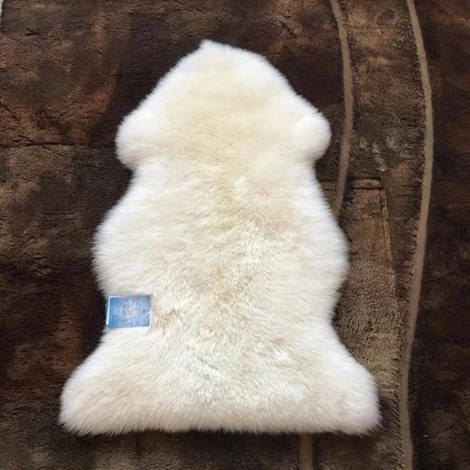 ³【澳洲羔羊皮张】一只羊只能做一张 毛茸茸的撸猫感 可做沙发垫/飘窗垫/车内饰品 XN03-CRMM-BA 商品图12