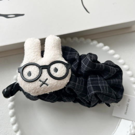 英伦学院风萌趣米菲兔香蕉夹-纪念日百货门店同款167746189 商品图2