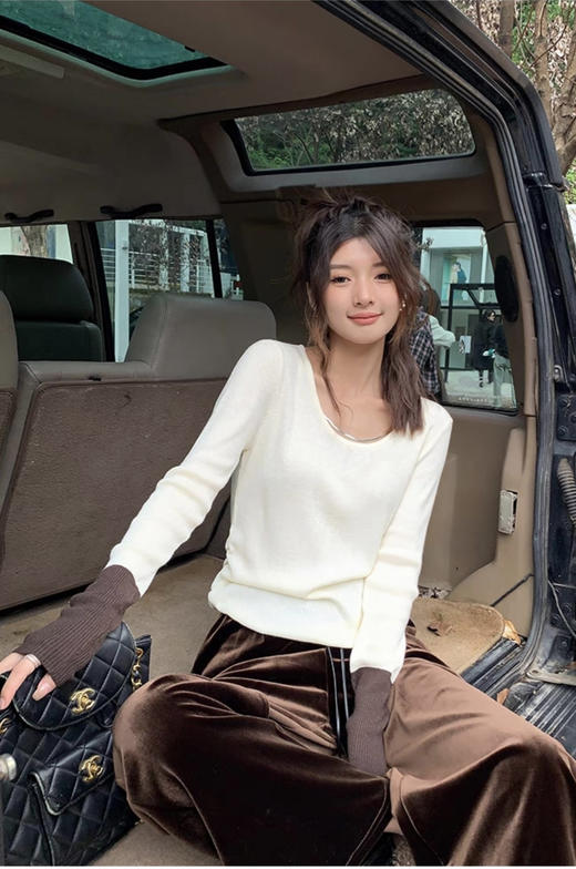 加绒保暖！【板嫣金丝绒阔腿裤】外层绸缎般暗光泽感 贵妇感十足 大厂工艺轻奢不倒绒  水洗不变硬 不易起静电 内里加绒 保暖防风抗寒！ 商品图9