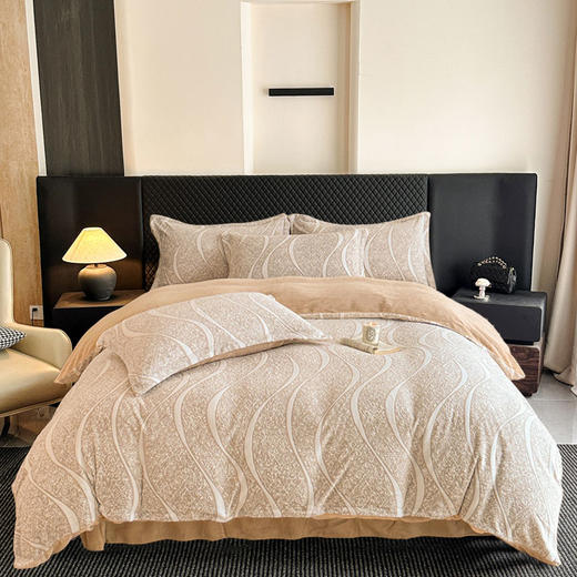 九舍牛奶绒雕花四件套 摸起来像云朵一样 商品图2