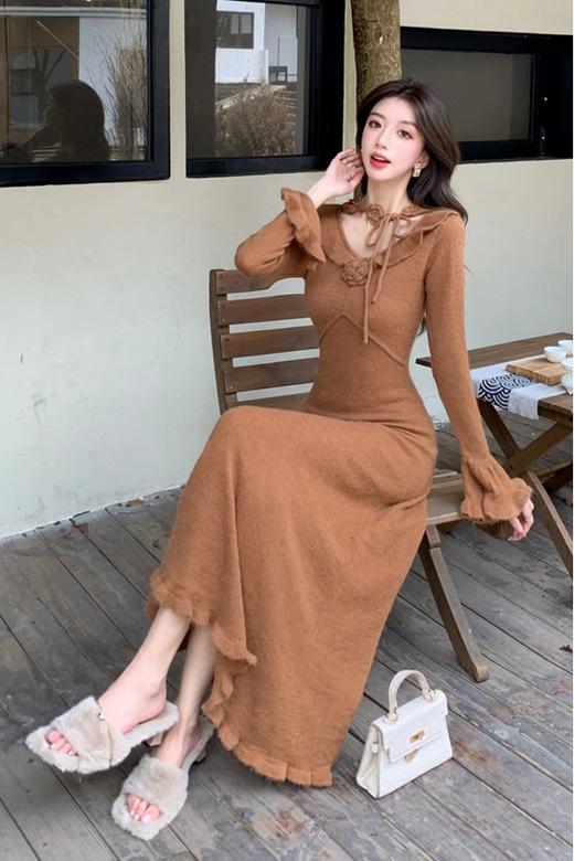 SIA SAYLOR 优雅系带减龄喇叭袖修身连衣裙 21428 商品图6