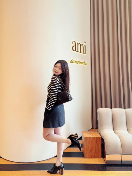 【秒杀价已调 直接拍】开放日最后2天的大爆款 AMI 女士 设计师款 羊毛混纺 条纹开衫毛衣 商品图8