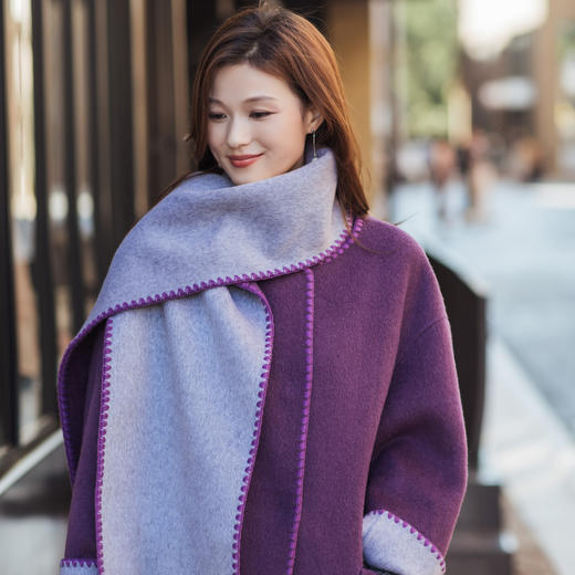【林栖设计小店】（现货紧俏）绵羊毛双面呢配围巾渐变紫色粉色保暖2025秋冬新款宽松外套女T1954262 商品图4
