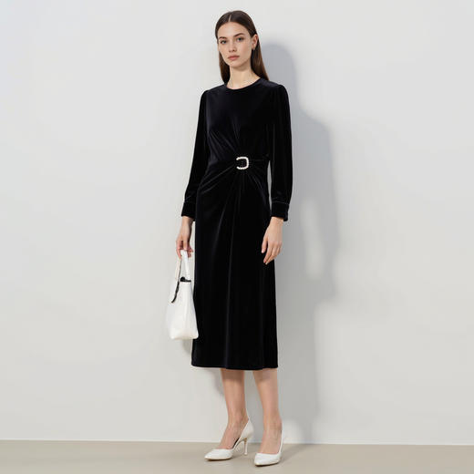 EITIE爱特爱秋季新款气质高级感法式紫色丝绒钉珠收腰礼服连衣裙7977615 商品图6