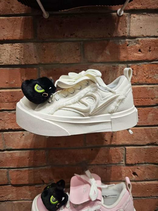 ATSV|owo厚底板鞋黑猫25年秋冬新款轻便增高休闲鞋女122548008VS 商品图1