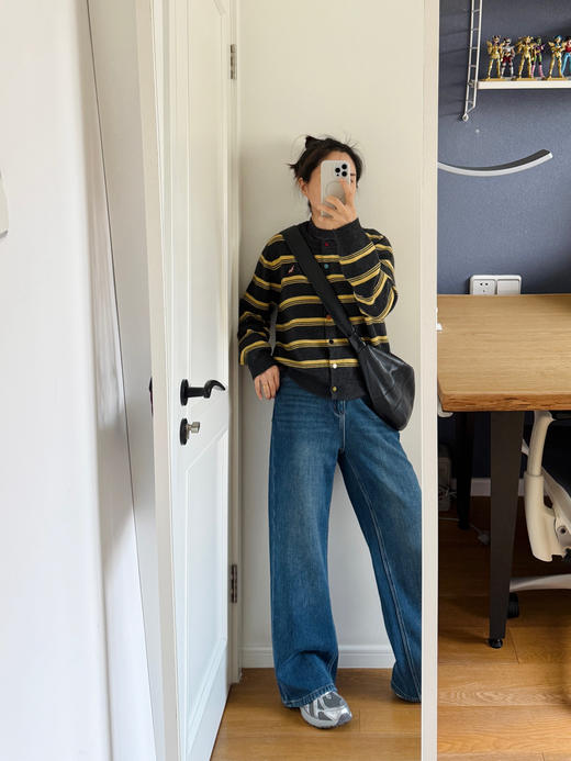 25秋冬--1条过冬+厚绒长腿抗风直筒牛仔裤【包邮+三天无理由退换】 商品图4