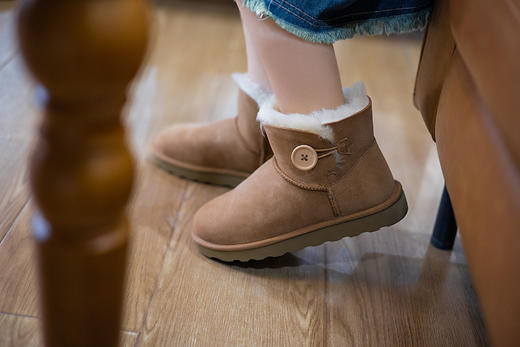 【栗色预售10天】起程隆丰出品木扣款女士雪地靴 LZ563M 商品图7