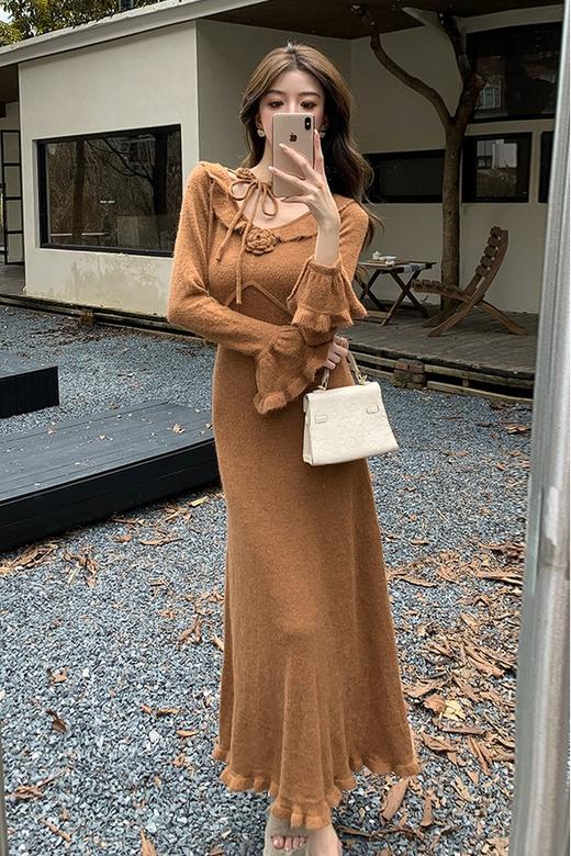 SIA SAYLOR 优雅系带减龄喇叭袖修身连衣裙 21428 商品图1