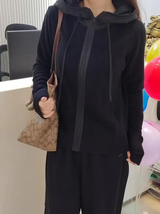 【推荐老客买 自留显瘦显瘦】水淼2025冬爆款梭织帽夹棉帽德绒开衫1439 商品图5