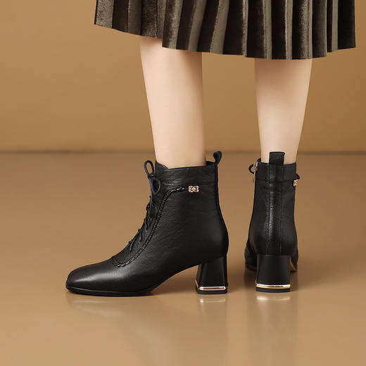 【预售5天】牛皮时装短靴，加绒粗跟棕色气质方头高跟系带马丁靴HY&H3742 商品图1