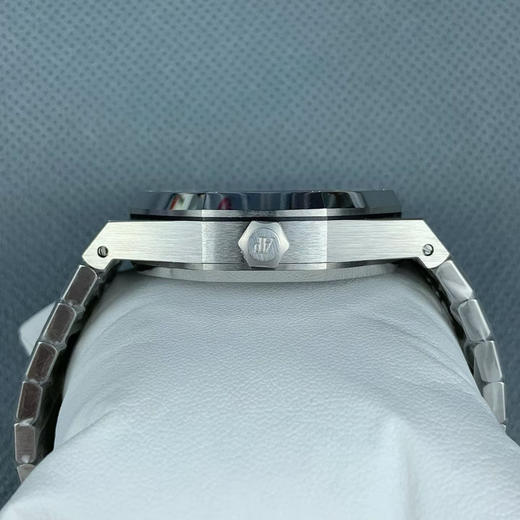 Noob official➕厂全新发布全新爱彼皇家橡树“自动上链陀飞轮腕表”型号26530ST.OO.1220ST.01。瑞士高级制表品牌爱彼（Audemars Piglet）❗️❗️❗️❗️❗️❗️ 商品图6