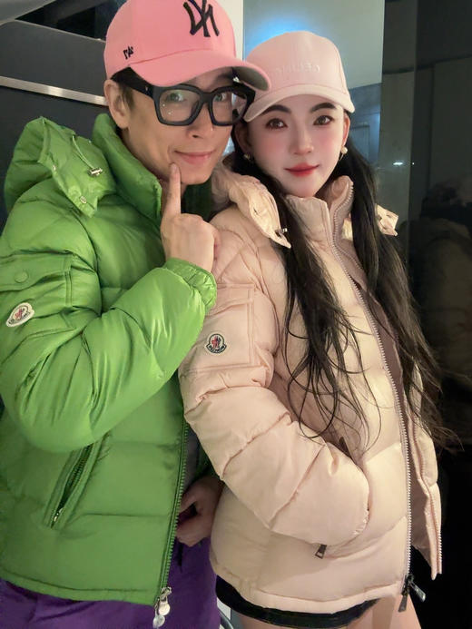 Mon&clerMaire系列 纯色可脱卸帽宽松拉链长袖羽绒服 商品图1