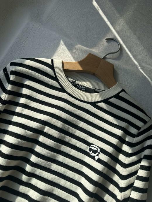 贝壳三 气质条纹羊毛混纺圆领长袖毛衣刺绣卡通头像针织衫C111202 商品图2