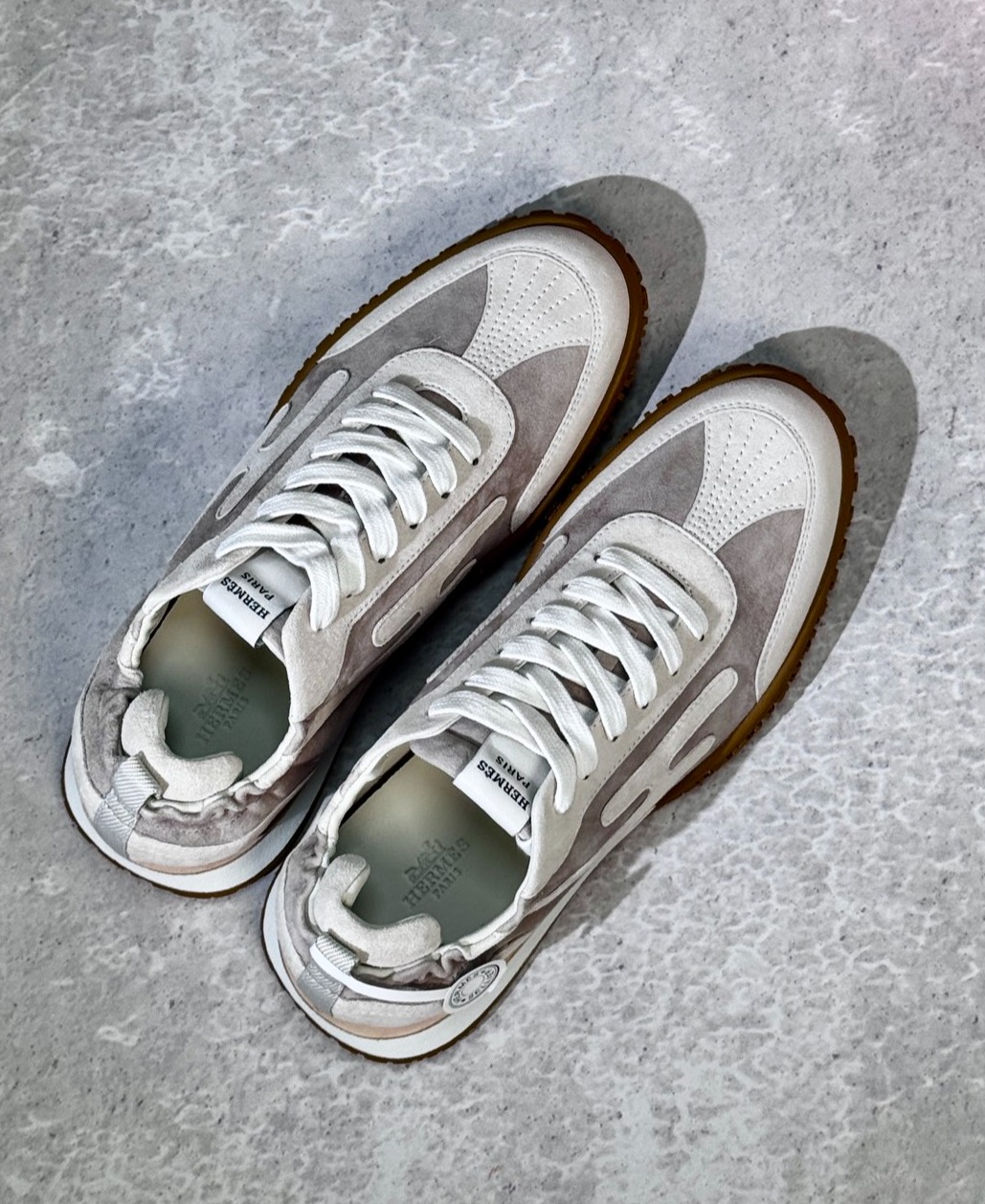 中性款薄底德训鞋hu