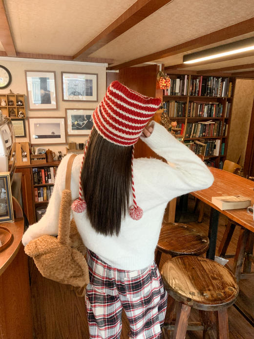 <曾小咸推荐> 现货秒杀！微信超特价！白色刺绣圆领毛衣 日常169.99 立减80 秒杀89.99！ 商品图10