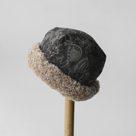 Kreuzzz 古绿色羊毛Marta刺绣毛绒软帽 商品图11