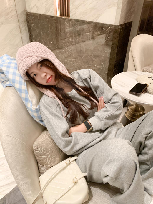 【149元任选2件】现货！灰色无帽圆领卫衣（加绒）or  灰色裤子（加绒） 商品图9