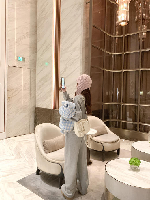 【149元任选2件】现货！灰色无帽圆领卫衣（加绒）or  灰色裤子（加绒） 商品图10