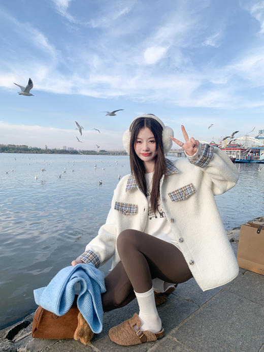 <曾小咸推荐> 现货秒杀！微信超特价！格子拼接羊羔毛外套 日常259.99 立减100 秒杀159.99！ 商品图10