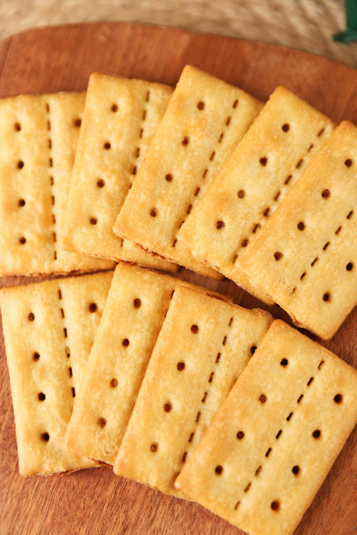 💥自食送礼都合适❗💰39.9到手两大箱共64小包❗【猫村长牛肉馅饼干手提礼盒】肉松咸香浓郁❗一口下去香脆🤩 ✅牛肉松🐮➕鸡肉松🐔双肉加持 商品图4